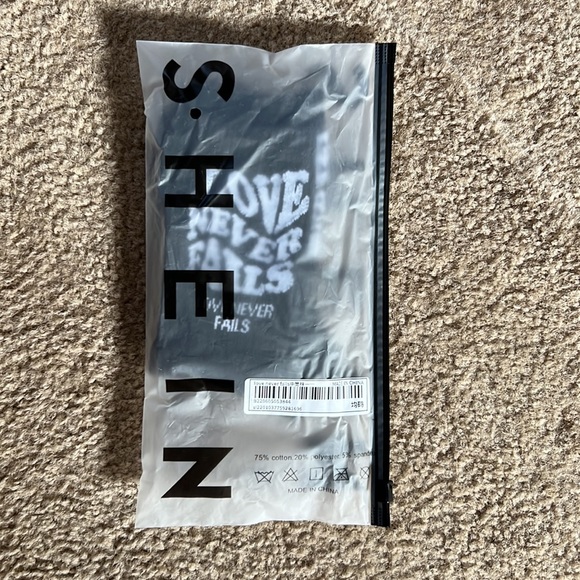 New "Love Never Fails" and “Choosing to be Kind” Socks - Picture 4 of 7